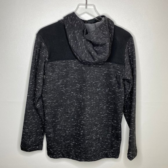 The North Face Black and Grey Zip-Up Jacket - NWT - Picture 3 of 9